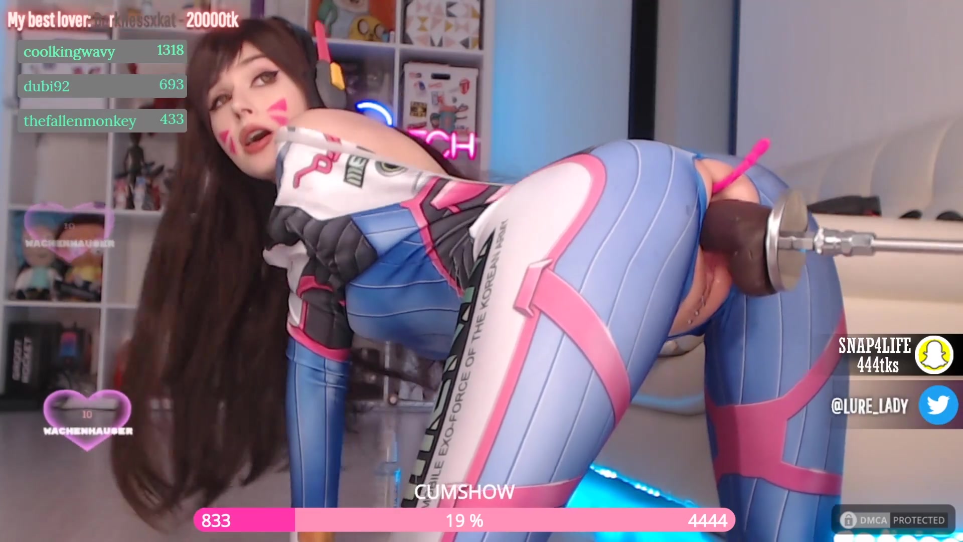 OverWatch D.Va Cosplay chica masturbándose » PornoReino.com